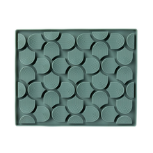 Cargar imagen en el visor de la galería, Fuzzyard Lick Mat - Alfombra Olfativa