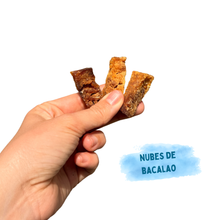 Cargar imagen en el visor de la galería, TRUFAS BOX 2.0 Mayo - “PEZCADILLA EN LA COCINA” 🐟 -  edición perro 🐶
