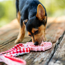 Cargar imagen en el visor de la galería, Lick Mat Hello Kitty - alfombra comedero