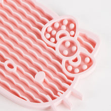 Cargar imagen en el visor de la galería, Lick Mat Hello Kitty - alfombra comedero