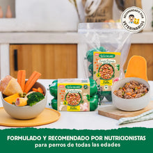 Cargar imagen en el visor de la galería, Wild Balance - Menú Cocinado pata gatos - Pollo