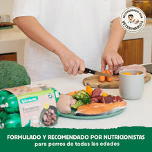 Cargar imagen en el visor de la galería, Wild Balance - Menú Cocinado de Pollo