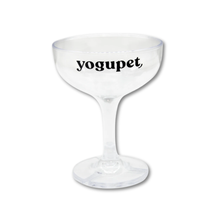 Cargar imagen en el visor de la galería, Yogupet Box 4 Navidad - Cheers&amp;Pet + copa + uvaspet