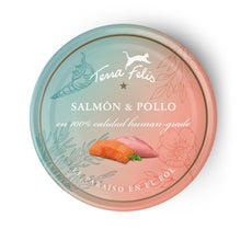 Cargar imagen en el visor de la galería, Terra Felis - Lata húmeda de salmón y pollo